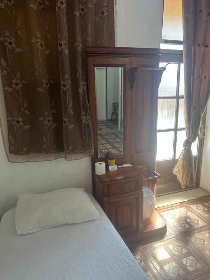 阿卡门旅馆旅舍 外观 照片